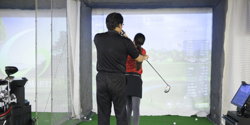 working with a full swing golf simulator